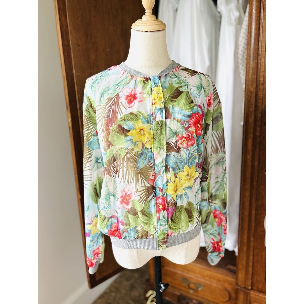 STRADIVARIUS Shear Flower JACKET Size Medium